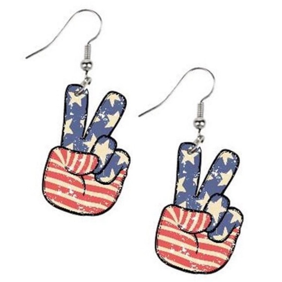 NWT USA Stars and Stripes peace sign dangle earrings - Picture 1 of 3